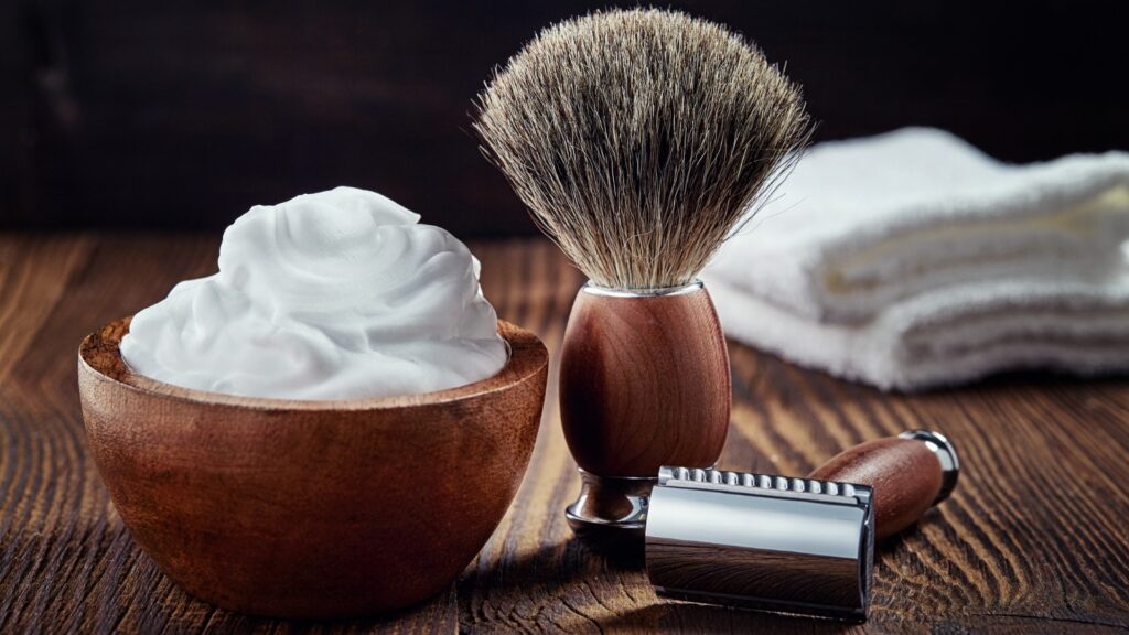 men's shaving set with razor and brush