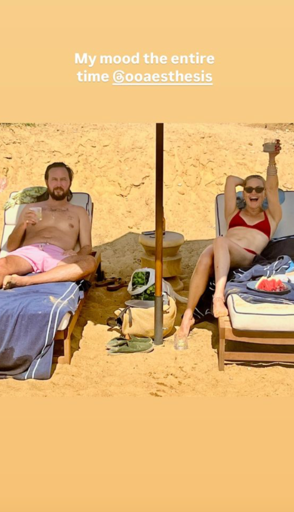 Kate Hudson in Greece with Danny Fujikawa.