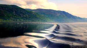 wakes on loch ness scotland