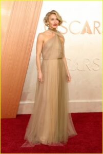 Oscars red carpet photos