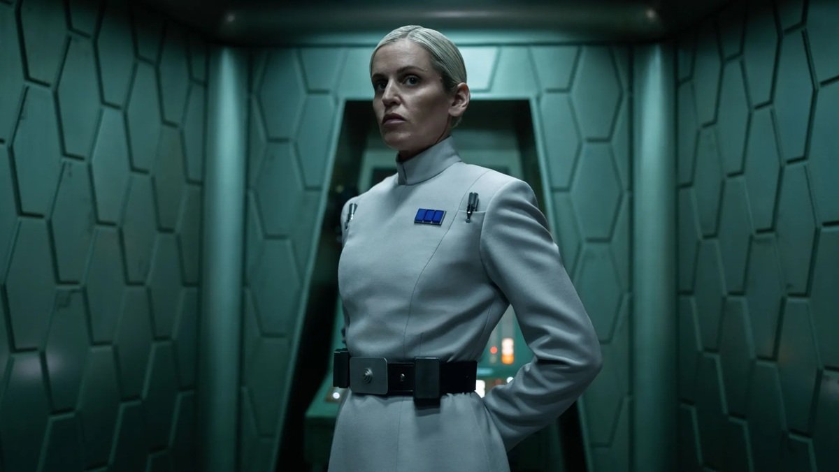 Dedra Meero (Denise Gough) in the ISB offices in Andor.