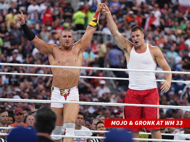 Mojo-Muhtadi-&-Gronk-At-WM-33-getty-1