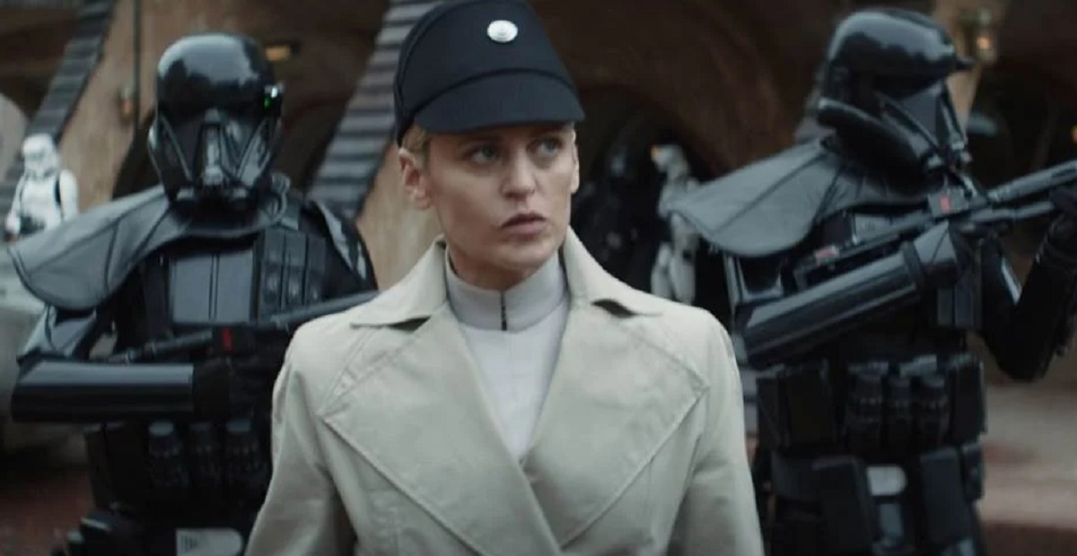 ISB officer Dedra Meero flanked by Death Troopers in Andor.