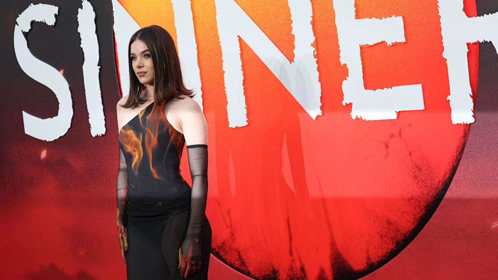 hailee steinfeld sinners