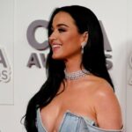 Katy-Perry-arrives-for-the-CMA-Awards
