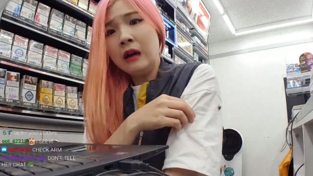 A photo of HAchubby at work.