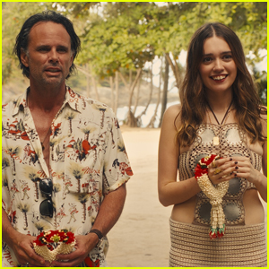 Walton Goggins Abruptly Ends Interview When Asked About Rumored Aimee Lou Wood Feud