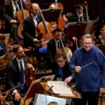 Michael Tilson Thomas conduct's Britten's 'Variations and Fugue on a Theme of Purcell'