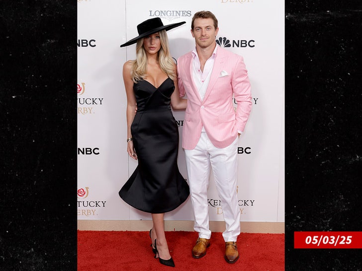 alix earle braxton berrios sub getty swipe