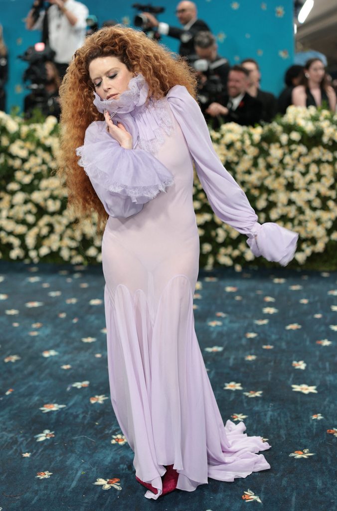 natasha lyonne