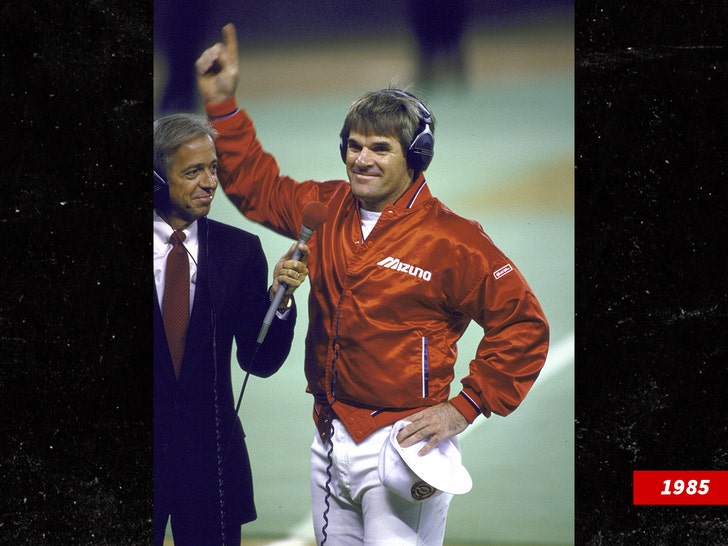 Marty  Brennaman with Pete Rose getty 1