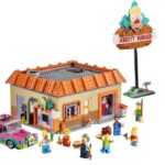 The outside of the LEGO Krusty Burger set on display with minigifs
