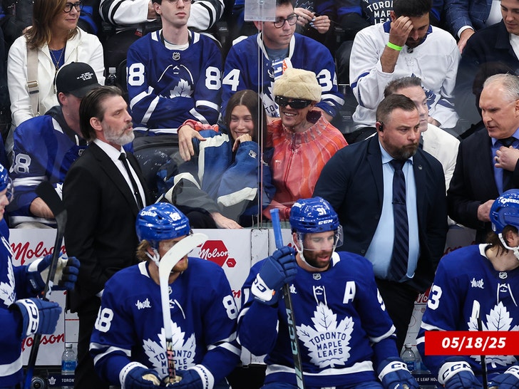 justin bieber and hailey bieber toronto maples leafs game getty 1