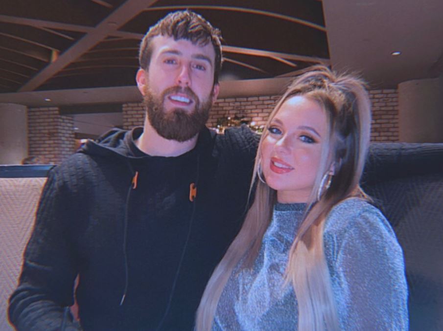 Photo of Jade Cline and Sean Austin.