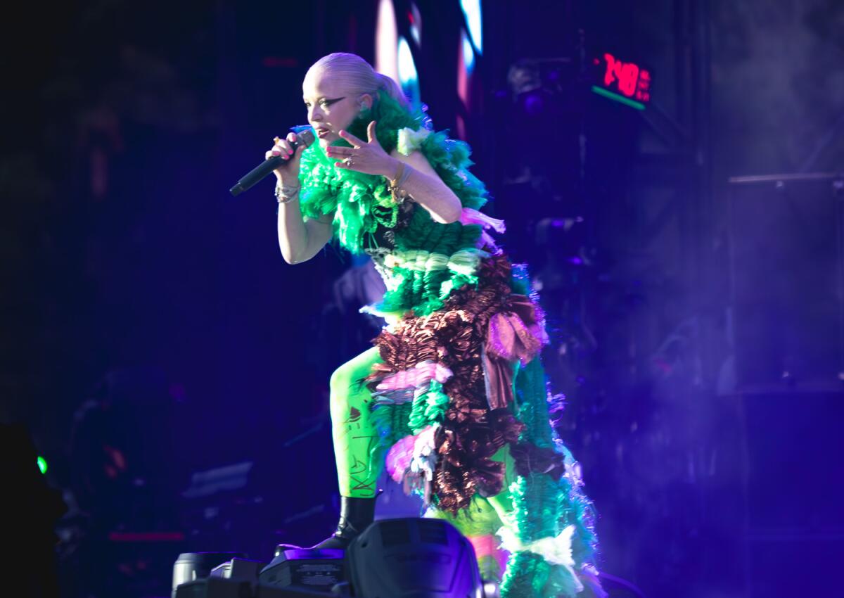 Shirley Manson of Garbage performing at Cruel World