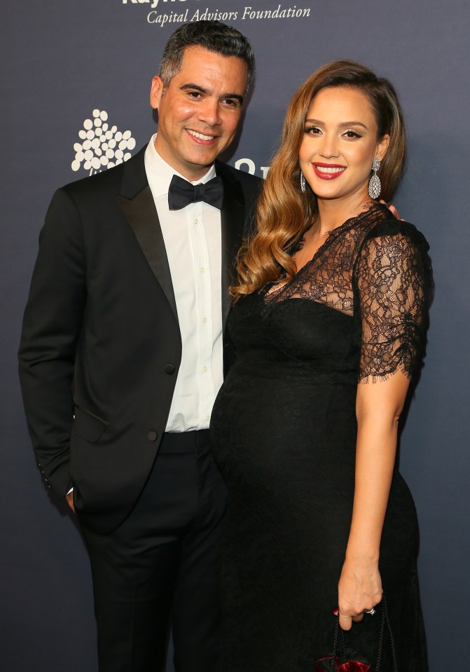 Jessica Alba and Cash Warren at the 2017 Baby2Baby Gala.