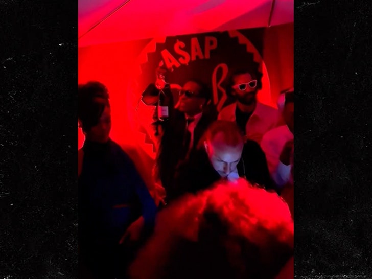 052525-rihanna-asap-rocky-primary-3