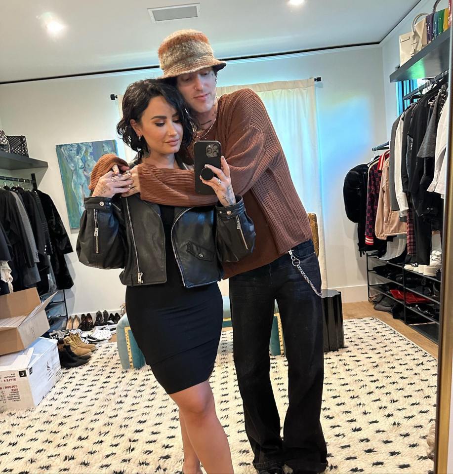 Demi Lovato and her fiancé Jordan Lutes in a selfie.