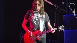 ACE FREHLEY's Illness Forces Concert Cancelations
