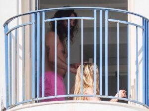0512-Heidi-Klum-Wearing-A-Bikini-On-a-Balcony-With-Tom-Kaulitz-primary-4