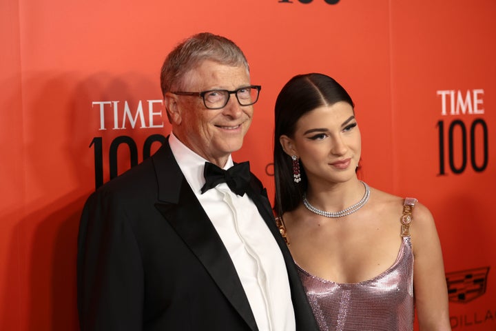 Bill adn Phoebe Gates pose for pictures at the 2022 TIME100 Gala in New York City.