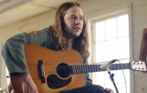 Billy Strings Performs for Kids at Michigan’s Helen DeVos Children’s Hospital