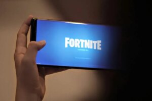 Fortnite will return to iOS