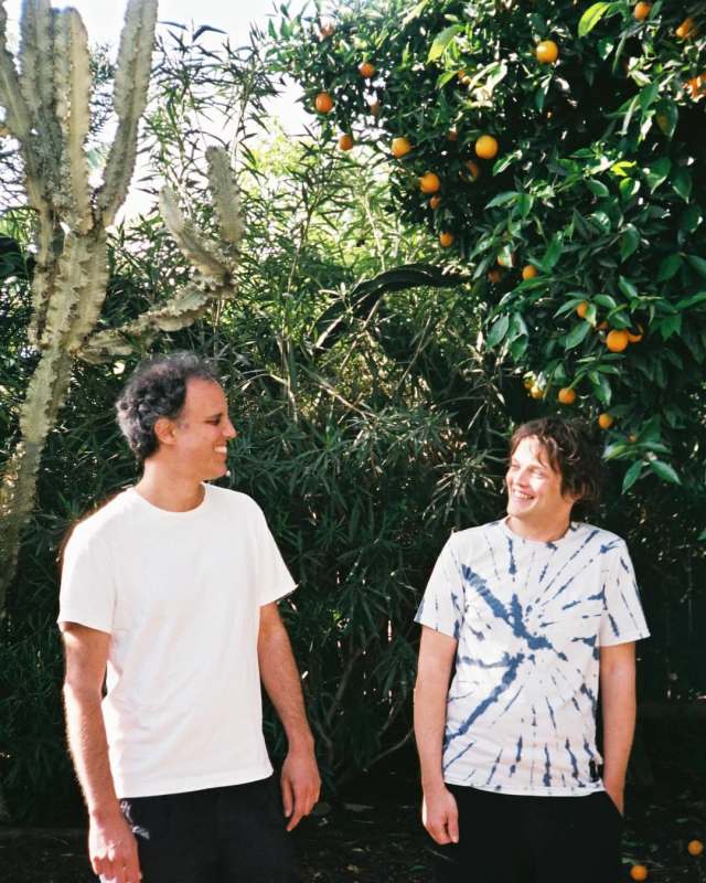 Four Tet and William Tyler Announce Collaborative Album, "41 Longfield Street Late '80s"