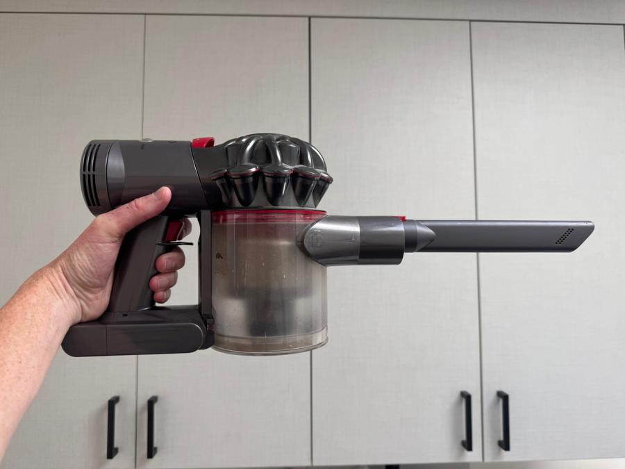 James Dyson Vacuumed Up An $18 Billion Fortune And Is The Richest Person In England Thanks To His Incredible Gadgets