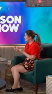 Kelly Clarkson on a talk show.