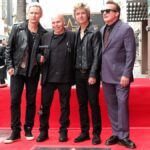 Matt Pinfield Hosts Green Day Walk of Fame Ceremony: Watch