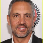 Mauricio Umansky Was Spotted Making Out with Mystery Blonde Woman in L.A.
