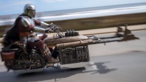 Mandalorian-and-his-speeder-bike