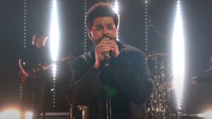 The Weeknd Surprises College Grads with Impromptu Fordham Performance