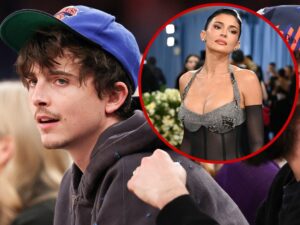 Timothee Chalamet kylie jenner knicks met gala shutter getty