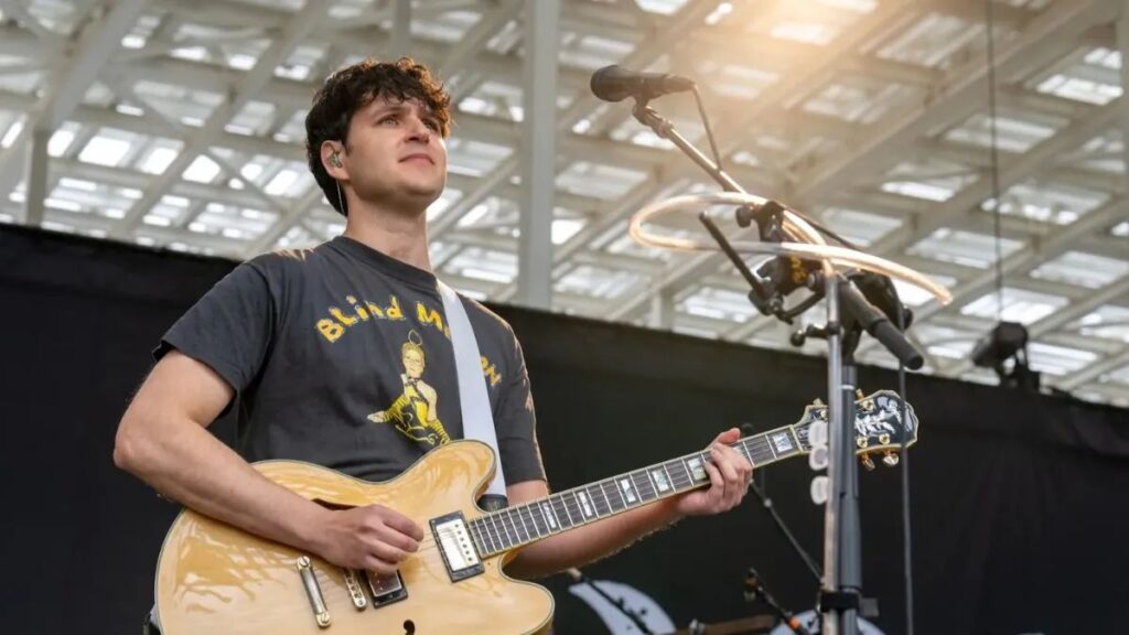 Watch Vampire Weekend Perform "Salute to Indie" Covers Medley at Just Like Heaven