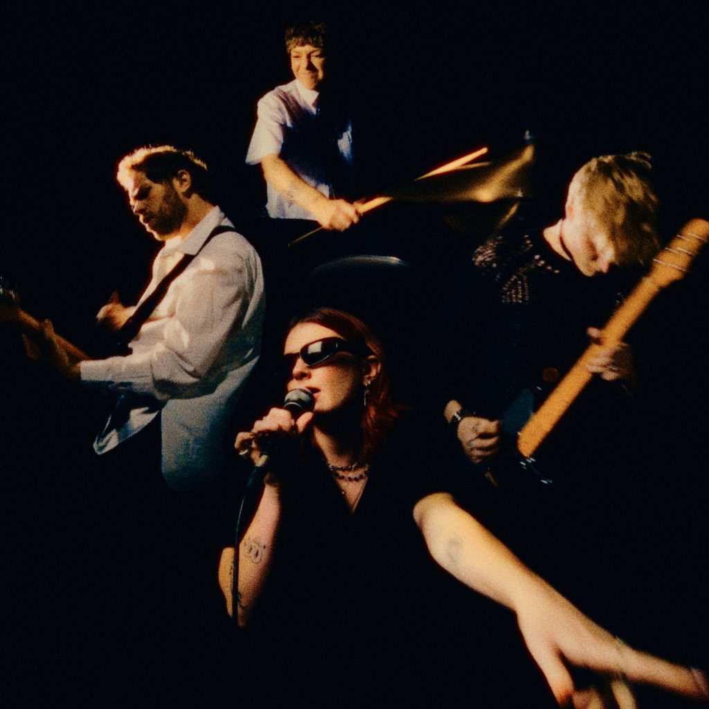 Yumi Zouma - 'Blister'