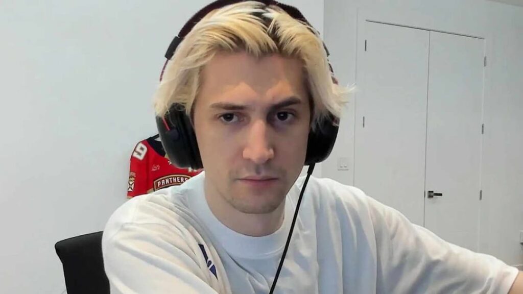 xQc slams YouTube streaming and claims they will never do anything about it
