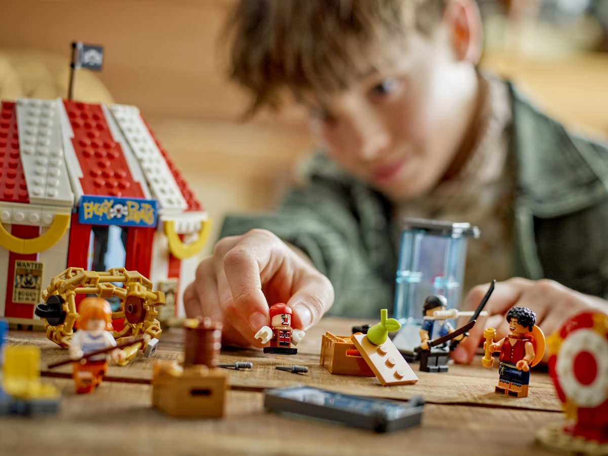 LEGO® ONE PIECE Buggy the Clown’s Circus Tent 1