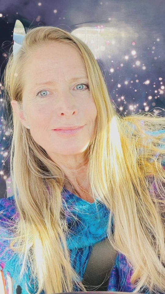 Jane Sibbett, Friends actress, now 62, as a spiritual healer in Hawaii.