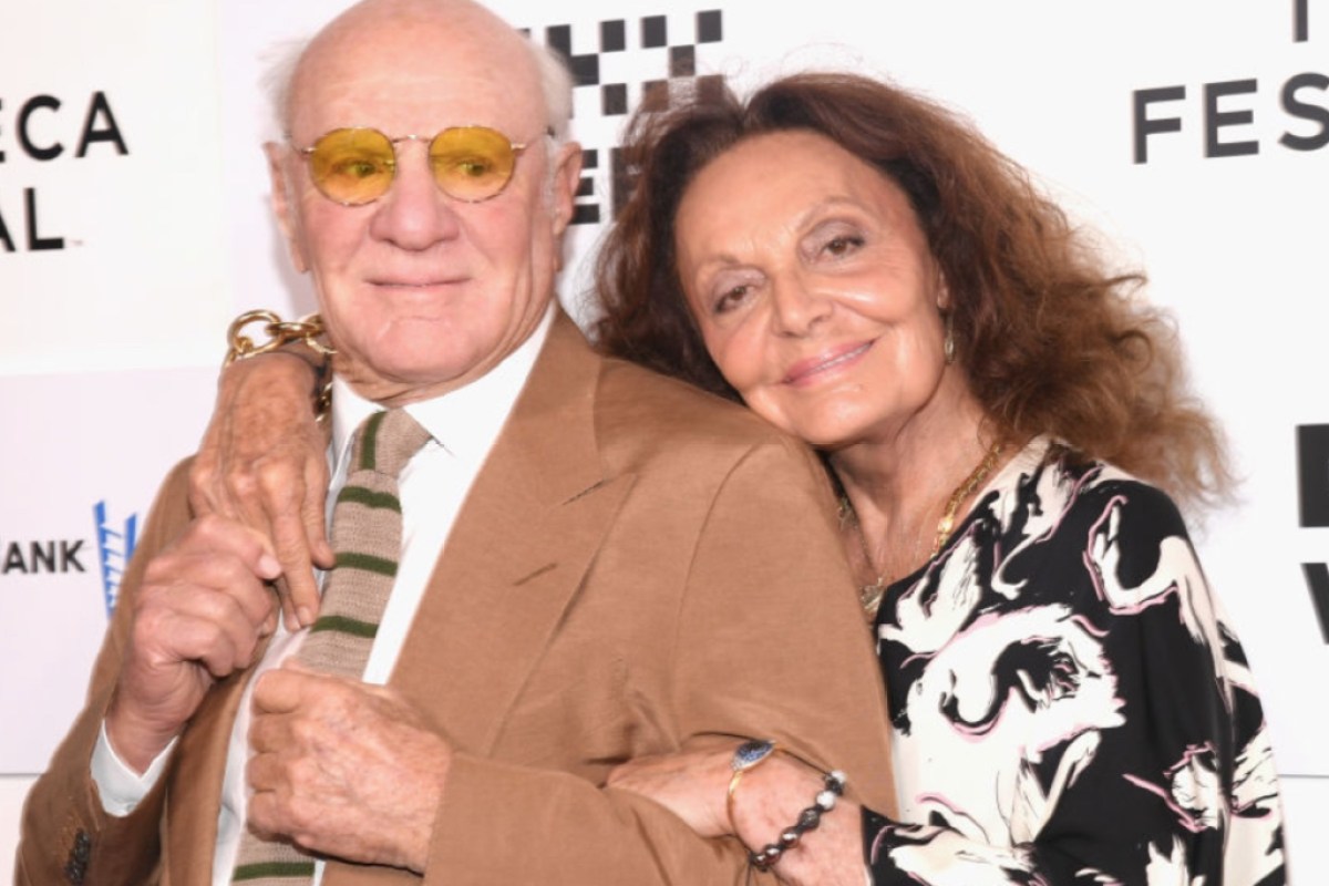 billionaire-comes-out-as-gay-despite-24-year-marriage-to-wife-duo