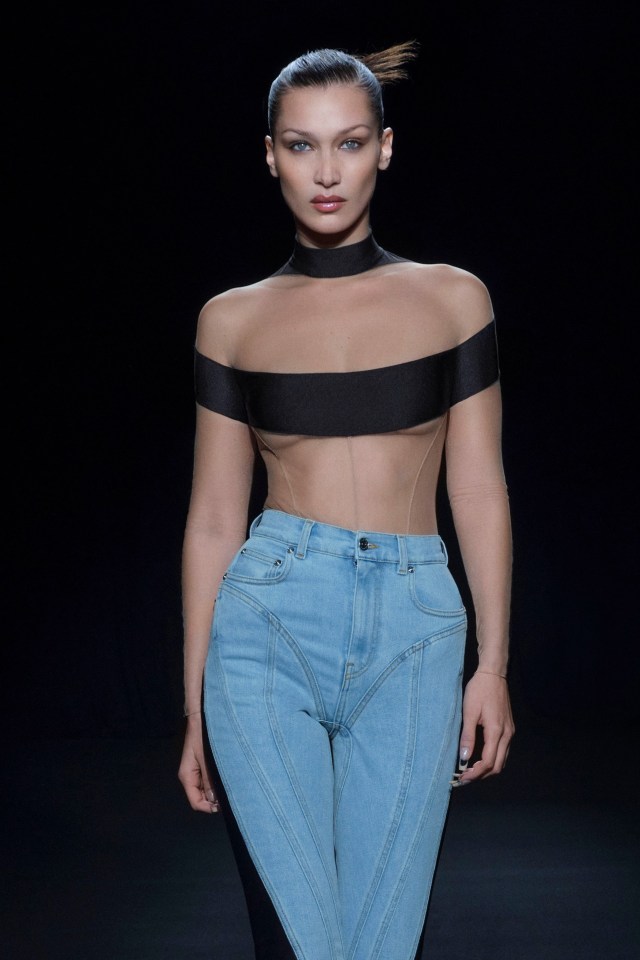 Bella Hadid walking the Mugler Spring 2021 runway.