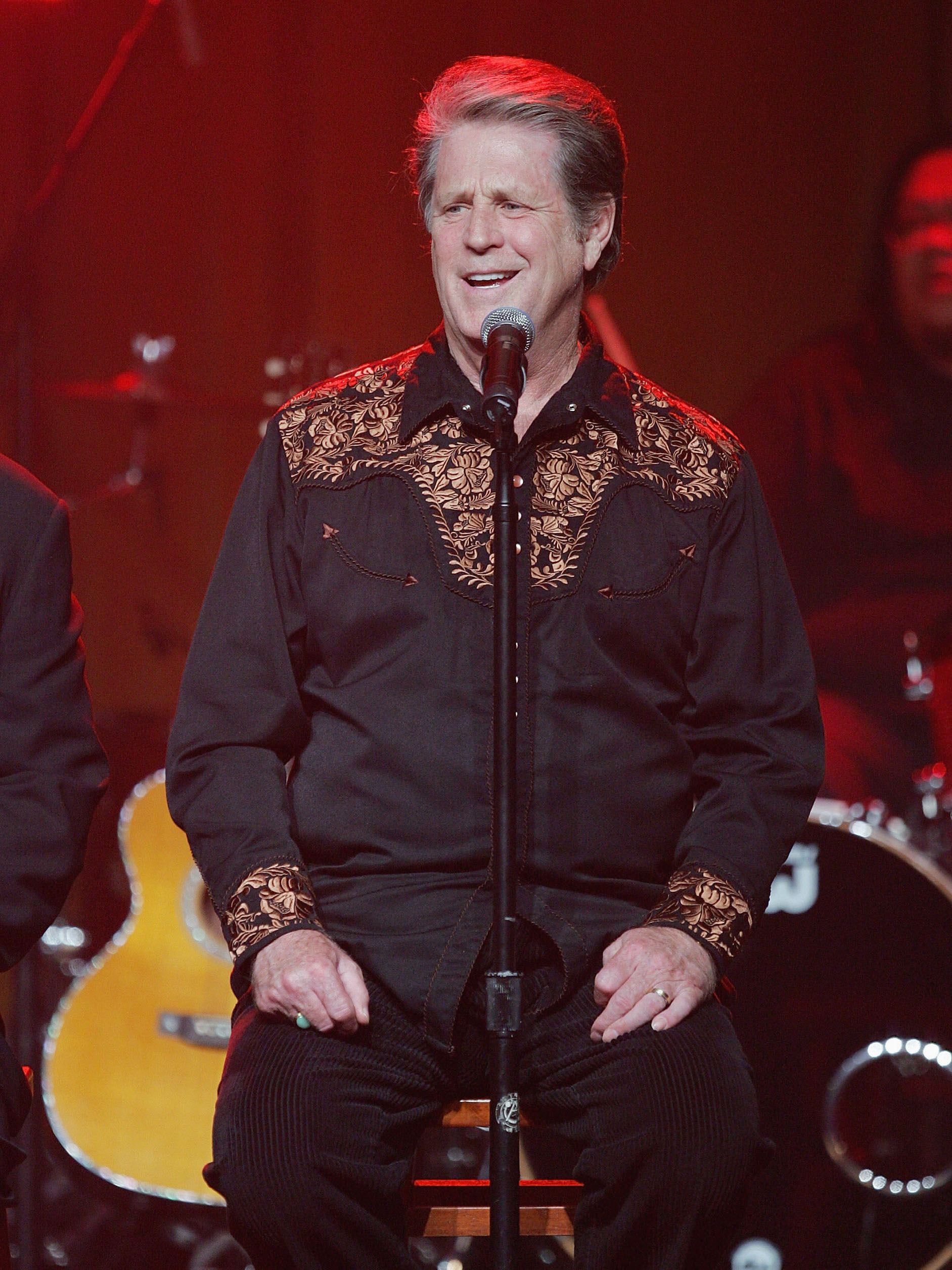 Brian Wilson, smiling, at a Paul Simon tribute concert in 2005.