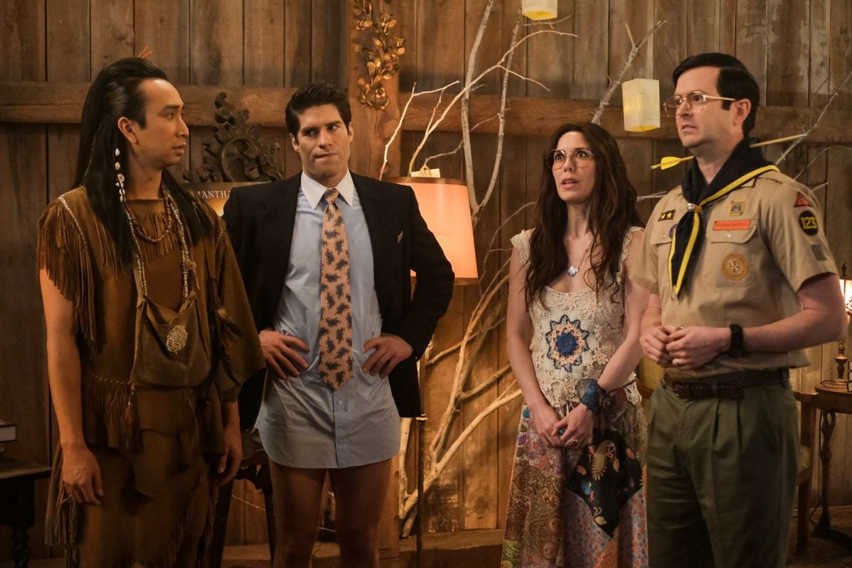  "The Devil Went Down to Woodstone"  Sam and Jay host a big party for the launch of Sam and Isaac's vampire book, on the fourth season finale of CBS Original series GHOSTS. 