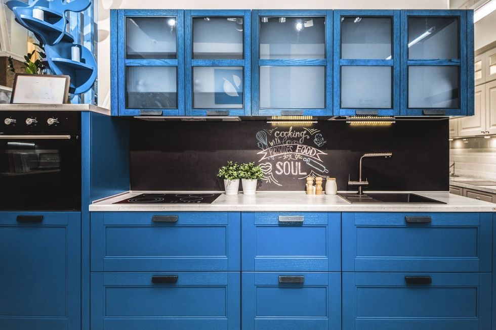 Cozinha azul clássica