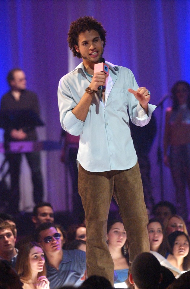 Quddus hosting MTV's Fashionably Loud show.