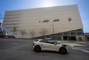 Tech titans gird for robotaxi wars with new factory and territories