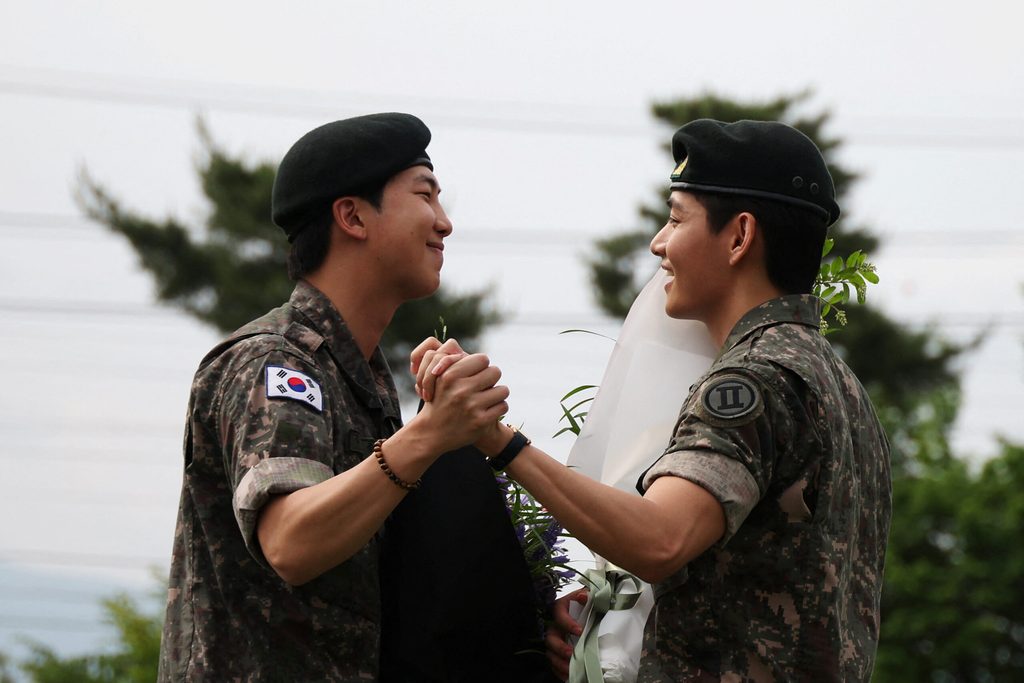 bts rm and v