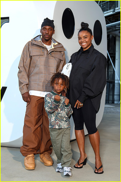 celebs at louis vuitton fashion show