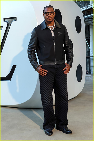 celebs at louis vuitton fashion show